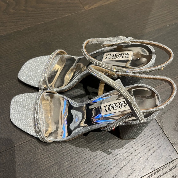 Brand new Badgley Mischka heels - Picture 2 of 5